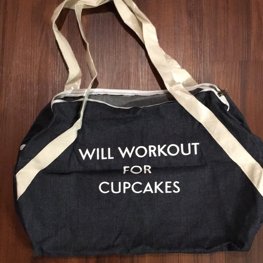 Private party “will workout for cupcakes” gym bag
